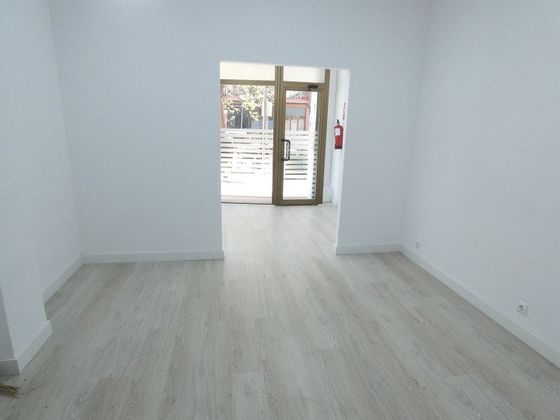 Foto 2 de Alquiler de local en Centre - Cordelles de 30 m²