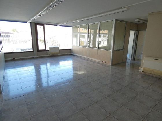 Foto 1 de Alquiler de oficina en Centre - Cordelles con terraza y aire acondicionado