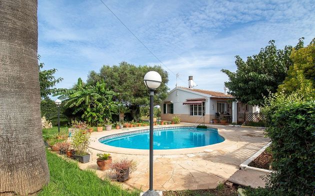 Foto 2 de Casa rural en venta en Ciutadella de 3 habitaciones con piscina y garaje