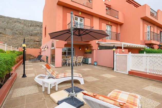 Foto 1 de Casa adossada en lloguer a Pasito Blanco de 4 habitacions amb terrassa i piscina