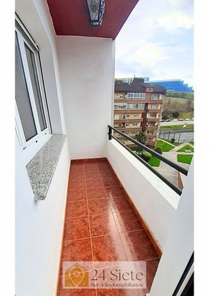 Foto 1 de Pis en venda a Huca - Prados de 3 habitacions amb terrassa i balcó