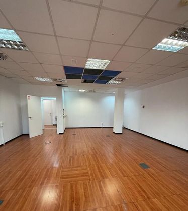 Foto 2 de Oficina en alquiler en La Marina del Prat Vermell de 72 m²