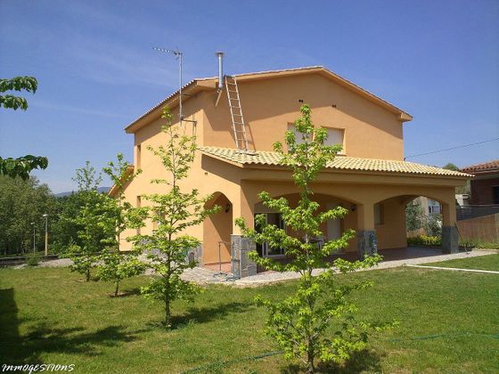 Foto 1 de Chalet en venta en Santa Eulàlia de Ronçana de 6 habitaciones con terraza y garaje
