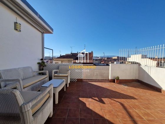 Foto 1 de Venta de ático en Centro - Logroño de 2 habitaciones con terraza y calefacción