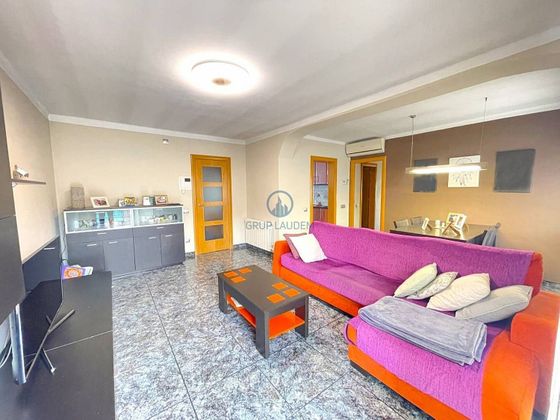Foto 1 de Piso en venta en Cerdanyola de 3 habitaciones con balcón y aire acondicionado