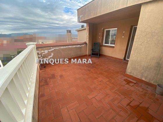 Foto 2 de Venta de casa en Santa Coloma de Cervelló de 3 habitaciones con terraza y garaje