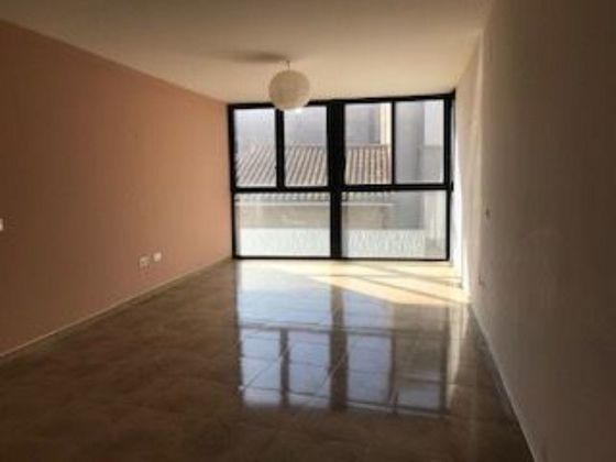 Foto 2 de Venta de piso en Villavieja de 3 habitaciones con garaje y ascensor