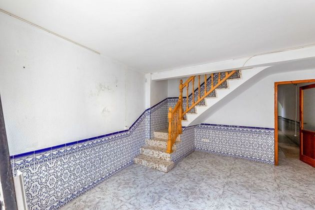 Foto 2 de Casa en venda a Puebla de Almoradiel (La) de 4 habitacions i 150 m²