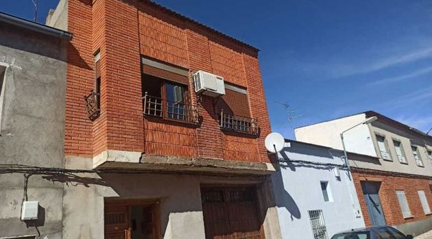 Foto 2 de Venta de casa en Villa de Don Fadrique (La) de 3 habitaciones con aire acondicionado