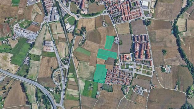 Foto 1 de Venta de terreno en Estadi-Horta Vermella-Santa Anna de 43566 m²