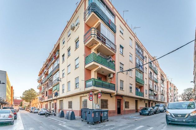 Foto 1 de Pis en venda a Zona Calle Valencia de 2 habitacions amb balcó