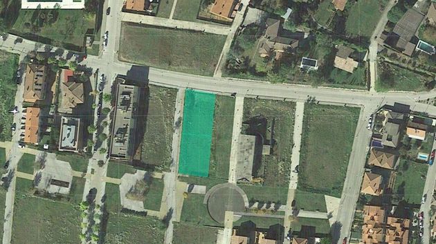 Foto 1 de Venta de terreno en Besalú de 1232 m²