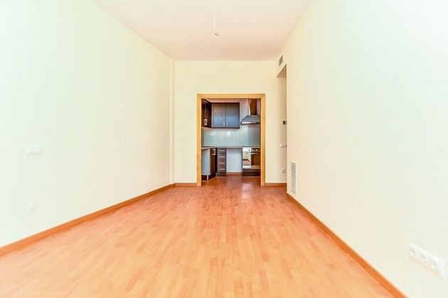 Foto 2 de Venta de piso en Vinebre de 2 habitaciones con garaje y ascensor