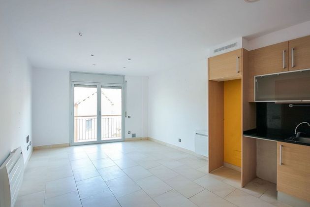 Foto 2 de Pis en venda a Berga de 3 habitacions amb garatge i ascensor