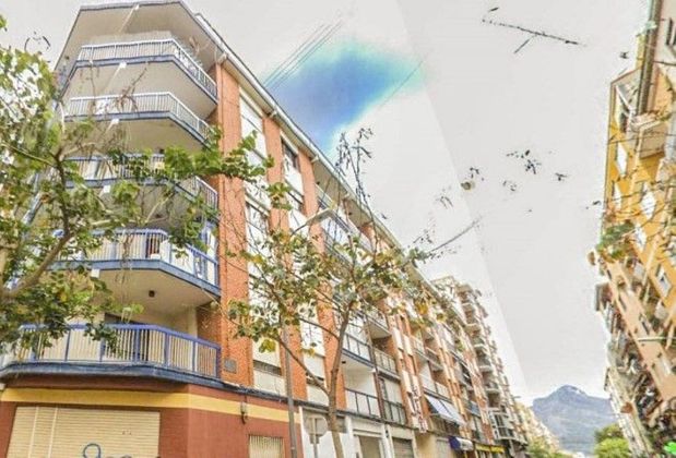 Foto 1 de Venta de piso en Plaça Eliptica-Republica Argentina-Germanies de 4 habitaciones y 118 m²