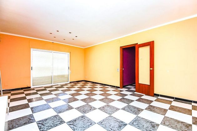 Foto 2 de Pis en venda a Santa Bàrbara de 3 habitacions i 138 m²