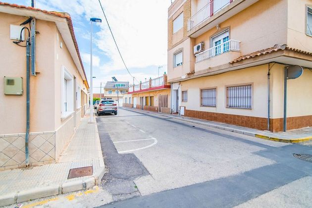 Foto 2 de Piso en venta en San Pedro del Pinatar de 3 habitaciones con balcón