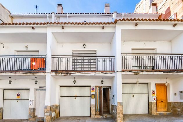 Foto 1 de Casa en venda a Centro - Roda de Barà de 4 habitacions amb garatge