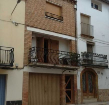 Foto 1 de Casa en venda a Castelló de Farfanya de 4 habitacions amb garatge