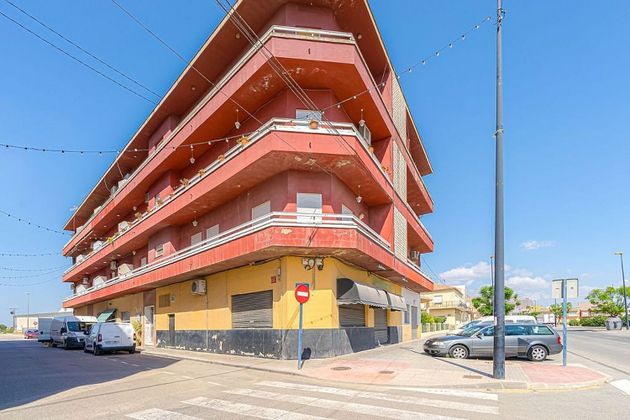 Foto 1 de Pis en venda a Orihuela ciudad de 4 habitacions amb balcó