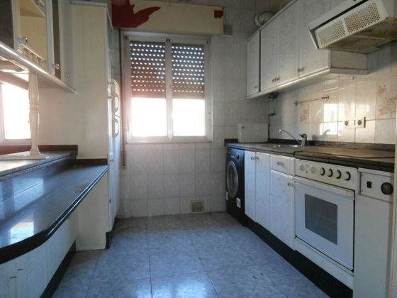 Foto 2 de Venta de piso en San Pedro - Siana de 3 habitaciones y 56 m²