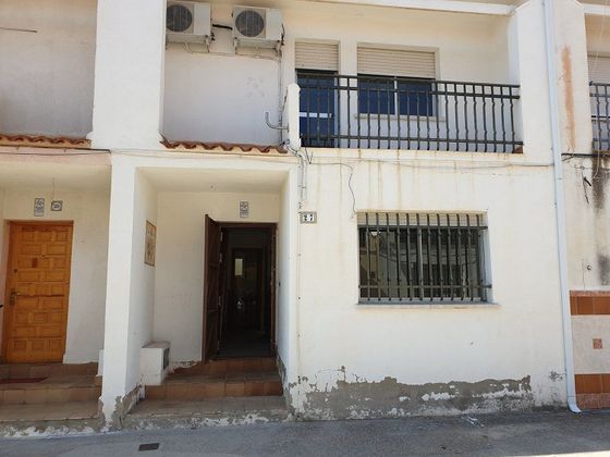Foto 2 de Casa en venta en Alcaudete de la Jara de 3 habitaciones con terraza