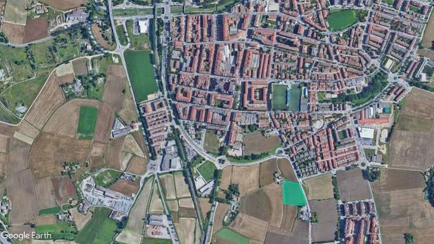 Foto 1 de Venta de terreno en Estadi-Horta Vermella-Santa Anna de 8783 m²