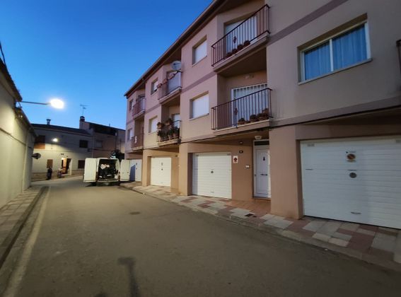 Foto 1 de Casa en venta en Llagostera de 4 habitaciones con terraza y garaje