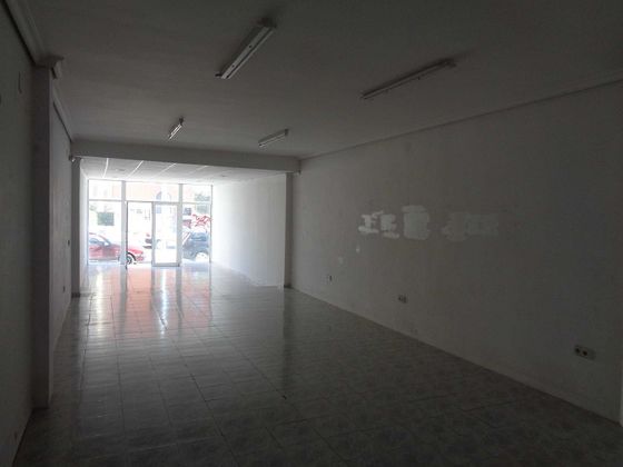 Foto 2 de Local en venda a Rincón de Loix de 49 m²