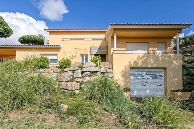 Foto 1 de Casa en venda a Vallromanes de 5 habitacions amb piscina i garatge