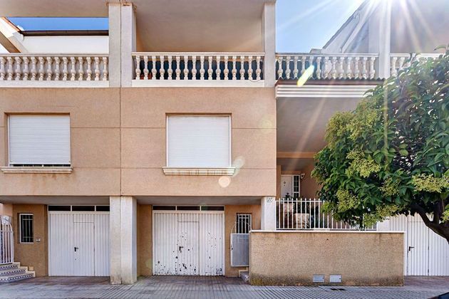 Foto 1 de Casa en venda a Cañada de 3 habitacions i 143 m²