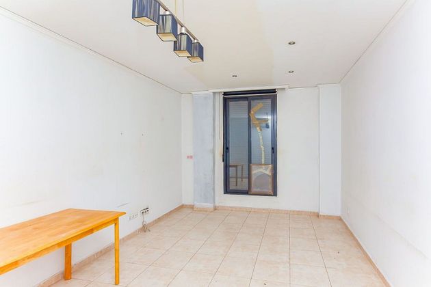 Foto 2 de Piso en venta en Xàtiva de 3 habitaciones con ascensor