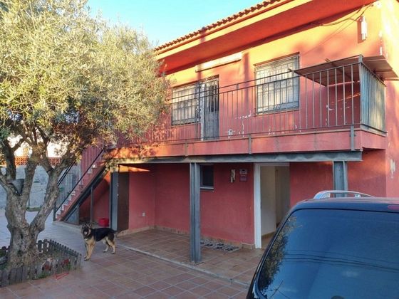 Foto 2 de Venta de casa en Sant Cebrià de Vallalta de 4 habitaciones con piscina y garaje