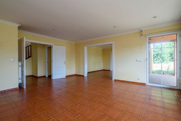 Foto 2 de Casa en venda a Llanera de 5 habitacions i 307 m²