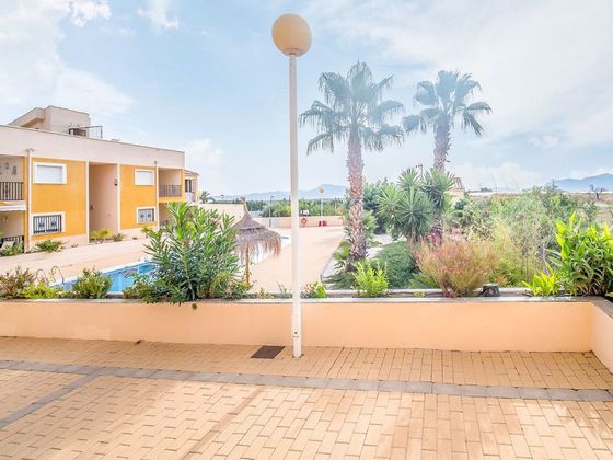Foto 1 de Piso en venta en Mazarrón ciudad de 2 habitaciones con terraza y piscina