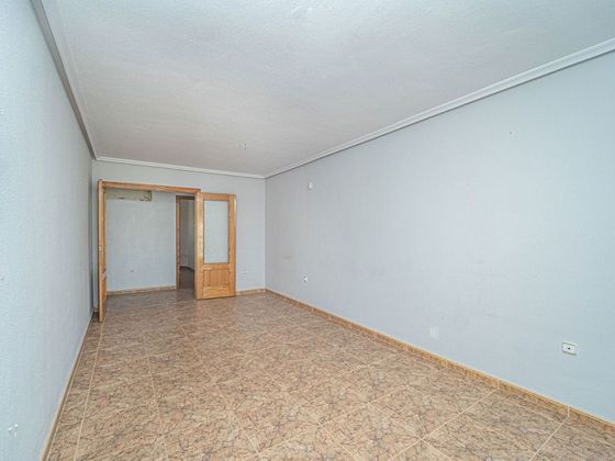 Foto 2 de Pis en venda a Beniel de 3 habitacions amb terrassa i garatge