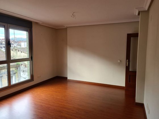 Foto 2 de Piso en venta en Requejo - Rozaes - Oñón de 2 habitaciones con ascensor