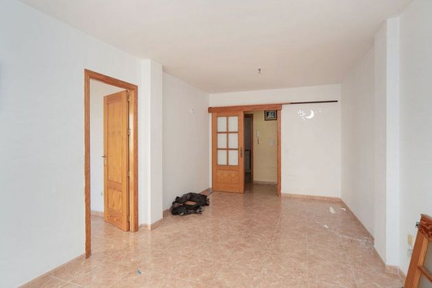 Foto 2 de Piso en venta en Águilas ciudad de 3 habitaciones con terraza y ascensor
