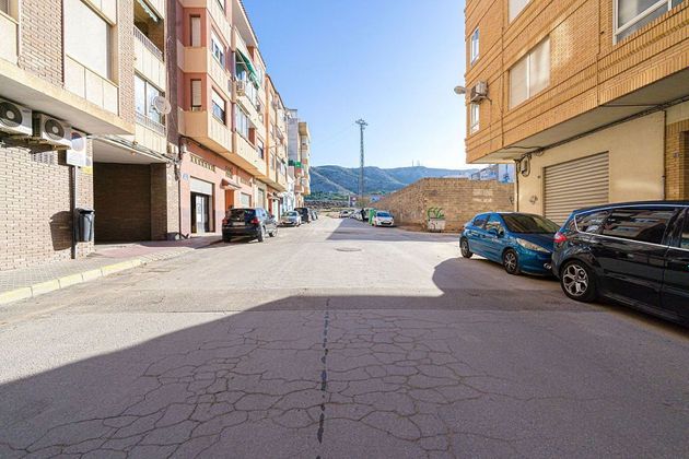 Foto 2 de Pis en venda a Villena de 4 habitacions amb garatge i ascensor