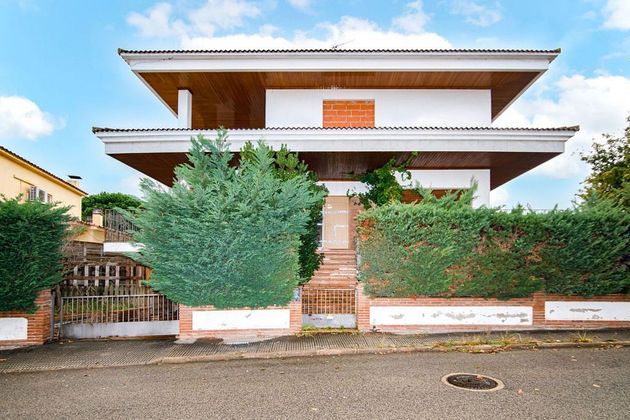 Foto 2 de Casa en venta en Santa Coloma de Farners de 3 habitaciones con piscina y garaje