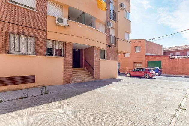 Foto 2 de Pis en venda a Fuensalida de 3 habitacions amb garatge
