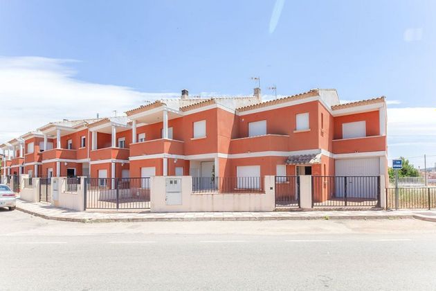 Foto 1 de Casa en venta en Villargordo del Cabriel de 3 habitaciones con garaje
