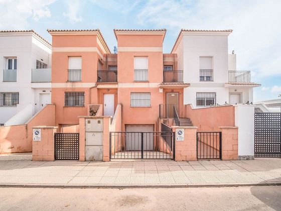 Foto 1 de Casa en venda a La Palma de 4 habitacions amb terrassa