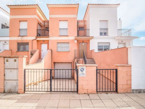Foto 2 de Casa en venda a La Palma de 4 habitacions amb terrassa