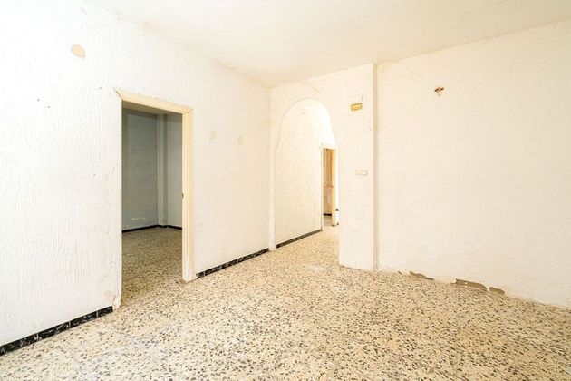 Foto 2 de Pis en venda a Elda de 5 habitacions i 276 m²