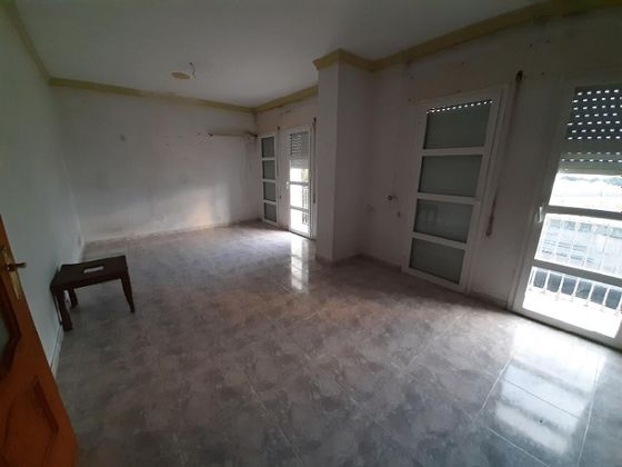Foto 2 de Venta de piso en Mojonera (La) de 3 habitaciones con balcón
