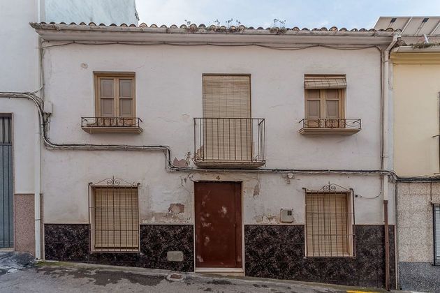 Foto 1 de Casa en venda a Castillo de Locubín de 3 habitacions i 171 m²