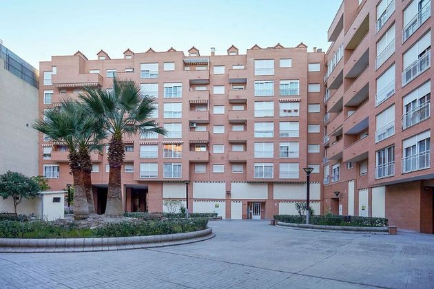 Foto 2 de Pis en venda a Linares de 4 habitacions amb garatge i ascensor