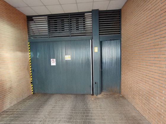 Foto 2 de Venta de piso en Villena de 3 habitaciones con garaje y ascensor