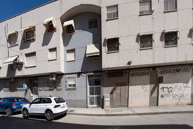 Foto 2 de Pis en venda a El Progreso de 2 habitacions amb garatge i balcó